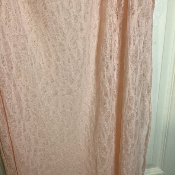 Women's Big Pink Thin Infinity Scarf Shawl Wrap Elegant Eveningwear - Picture 5 of 5